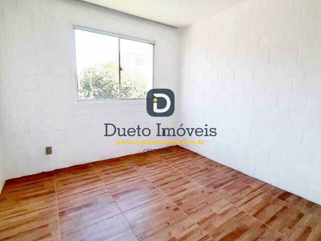 Apartamento para Venda em Santa Maria - 2