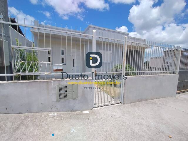 #1591 - Casa para Venda em Santa Maria - RS