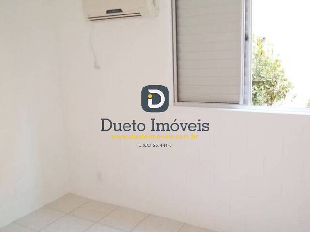 #100445 - Apartamento para Venda em Santa Maria - RS