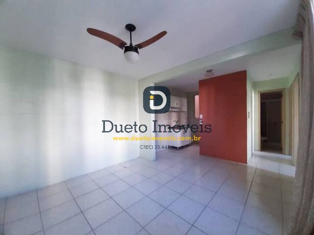 #100649 - Apartamento para Venda em Santa Maria - RS