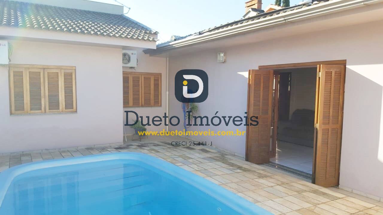 Excelente casa em Camobi!