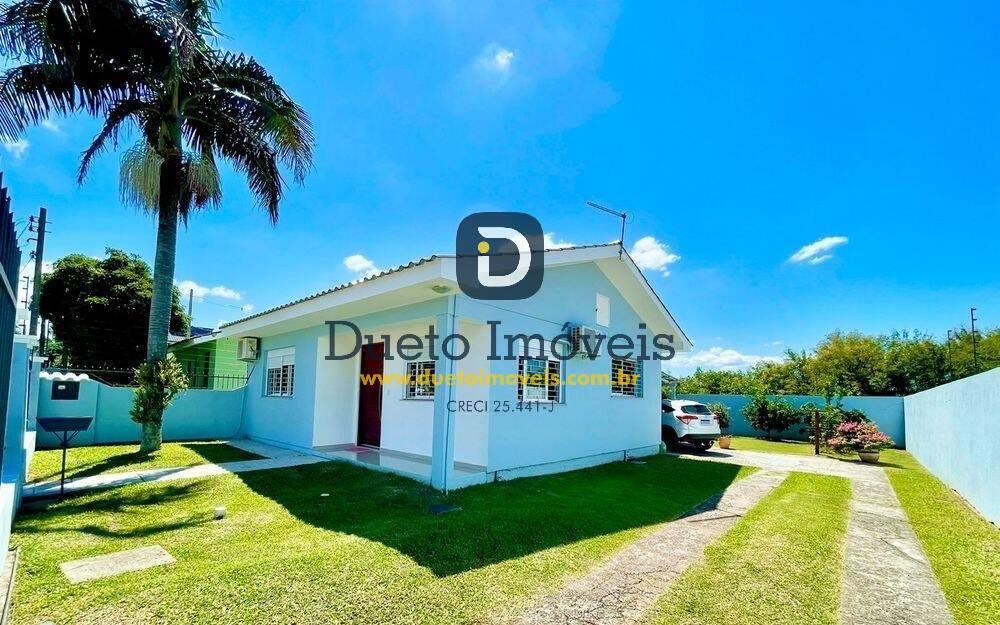 Casa 2 dormitórios em Camobi!