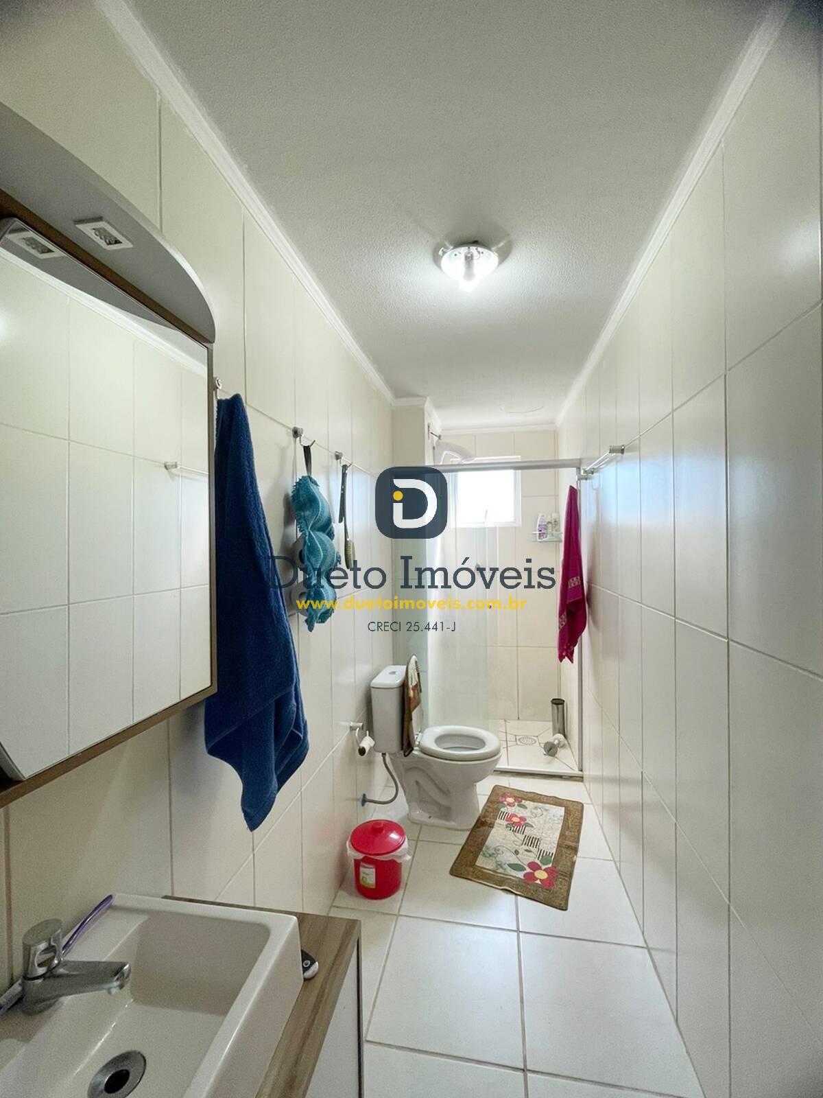 Apartamento em frente a 6ª Brigada e Mallet, 2 dormitórios e 2 garagens!