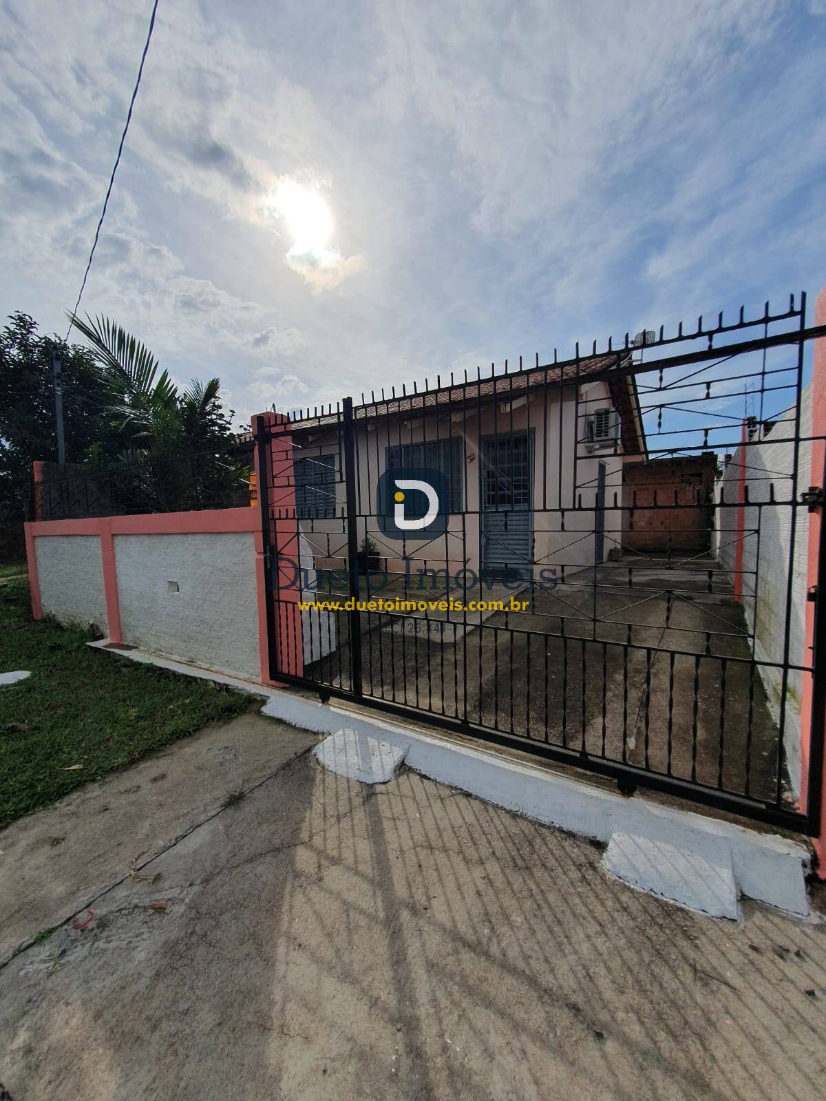 Casa com valor imperdível!