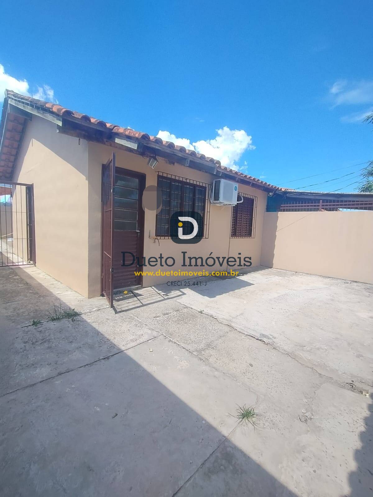 Excelente casa com piscina na Dom Ivo