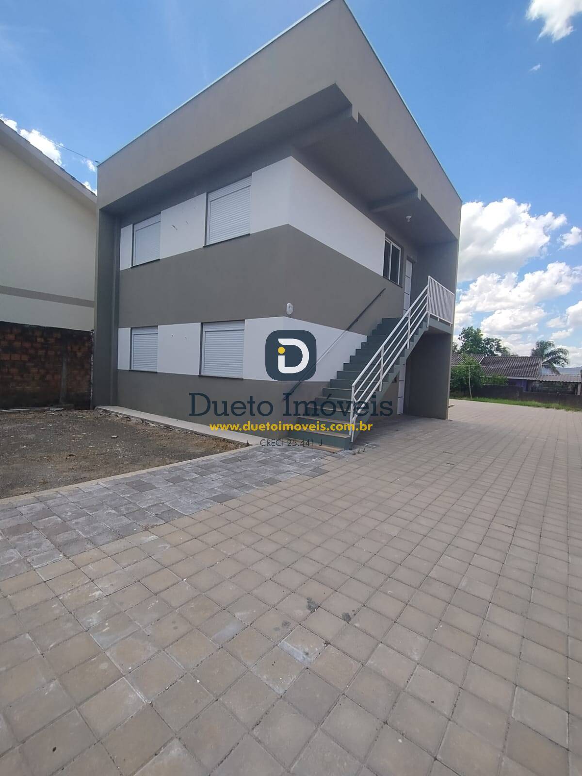 Apartamento no bairro Pinheiro Machado