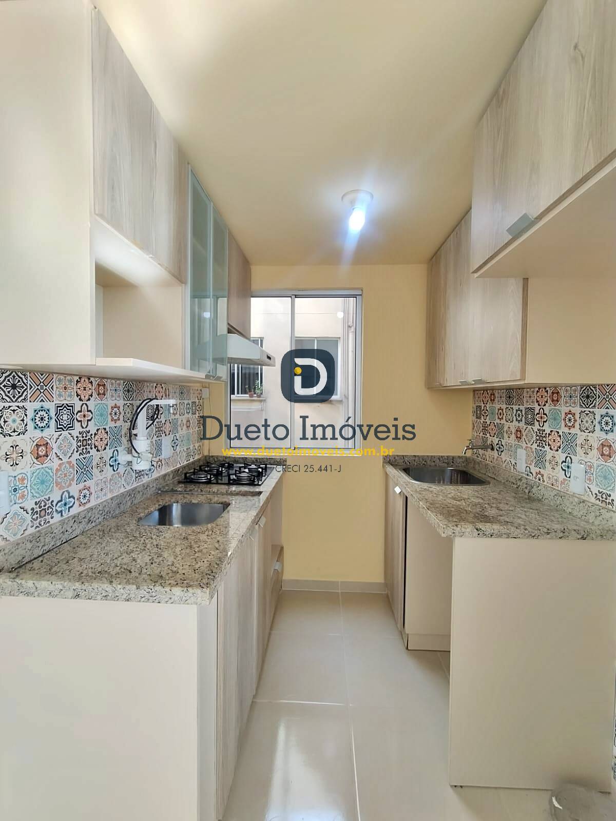 APARTAMENTO SEMIMOBILIADO RESIDENCIAL ARUBA