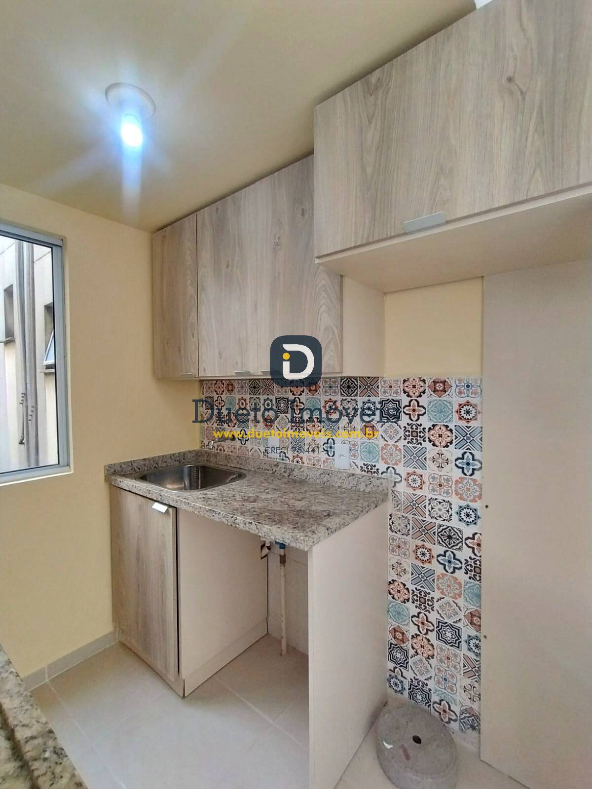 APARTAMENTO SEMIMOBILIADO RESIDENCIAL ARUBA