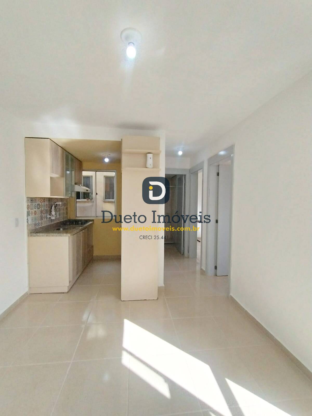 APARTAMENTO SEMIMOBILIADO RESIDENCIAL ARUBA