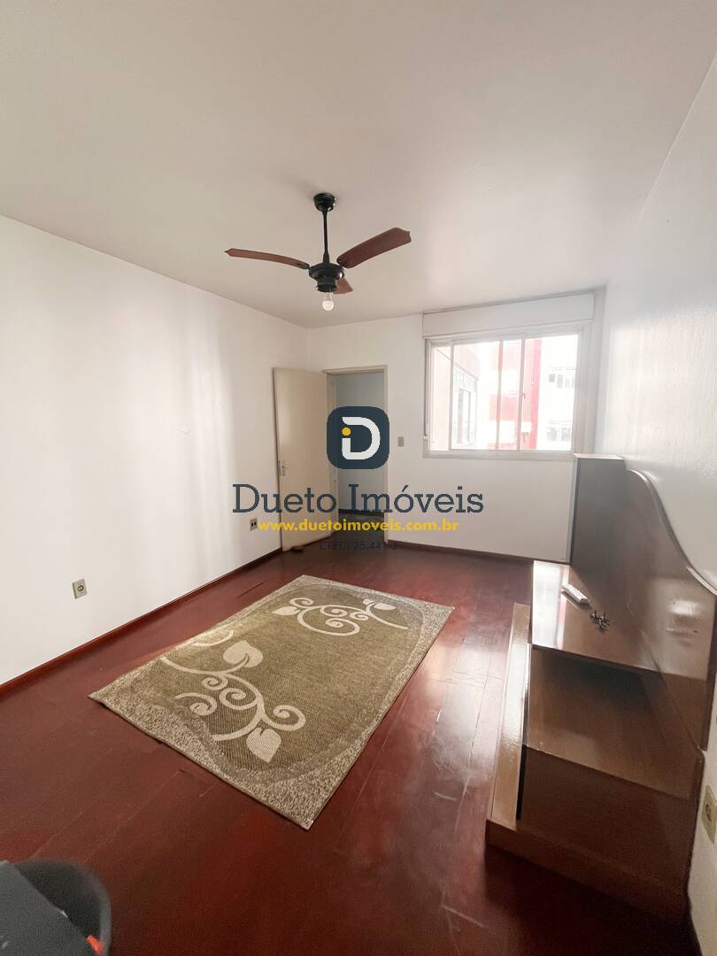 Apartamento  dois dormitórios no centro.