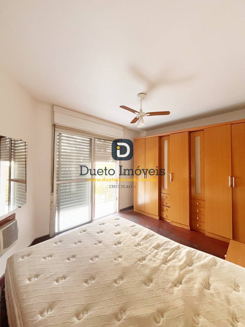 Apartamento  dois dormitórios no centro.