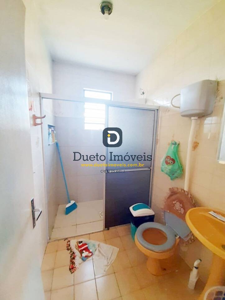 Casa em Camobi com 3 dormitórios, garagem, churrasqueira e terraço!!