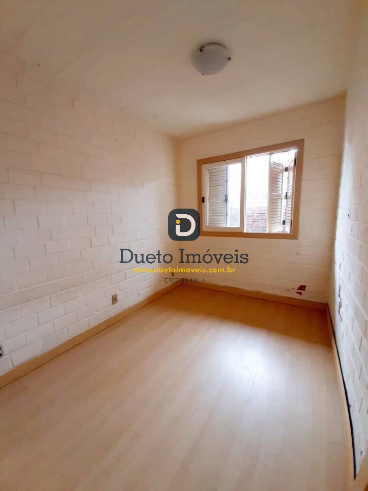 Bela Casa na Vila Lorenzi com 3 Dormitórios!!